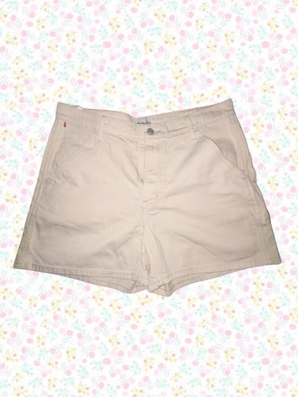 Aritzia Sunday Best Cream Cargo Shorts – Size 31 – Very Good Condition